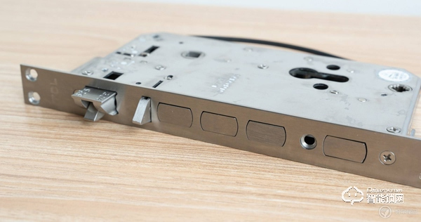 開啟全自動智能化大門：TCL K6P全自動智能鎖