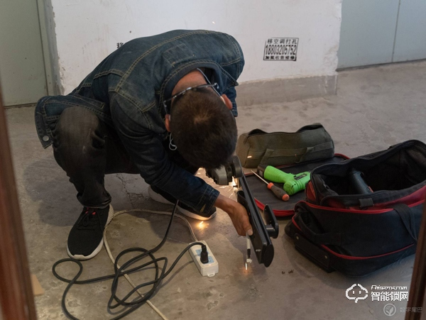 開啟全自動智能化大門：TCL K6P全自動智能鎖