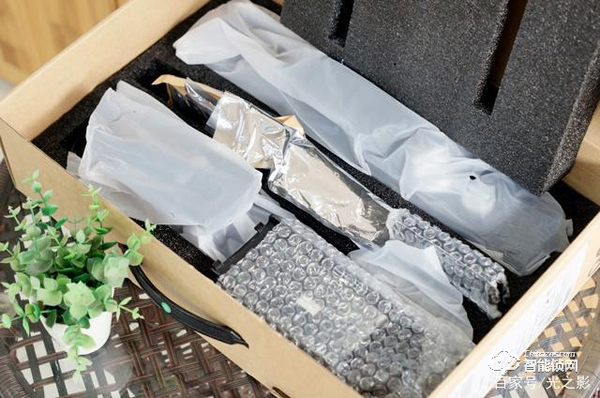 小益X6智能鎖天貓版測評：門鈴貓眼和門鎖三合一，更安全更實惠