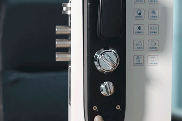 小益X6智能鎖天貓版測評：門鈴貓眼和門鎖三合一，更安全更實惠