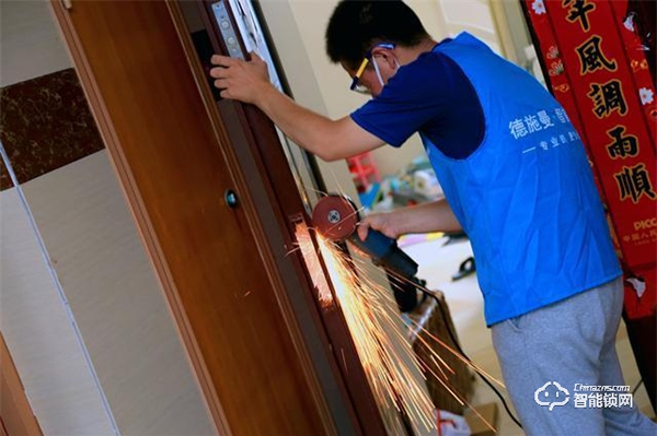 智能鎖挑花了眼,到底該如何選擇?(親身體驗) 智能鎖挑花了眼,到底該如何選擇?(親身體驗)