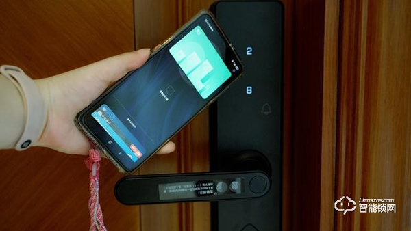 百元智能門鎖初體驗-小益E206米家智能鎖