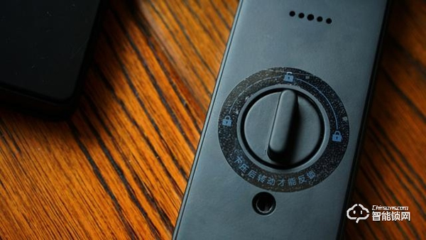 百元智能門鎖初體驗-小益E206米家智能鎖