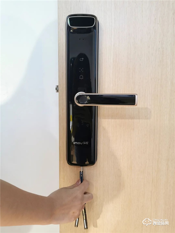 樂橙K6i人臉鎖新品測評(píng)：簡約大氣，是一款值得入手的人臉識(shí)別智能鎖