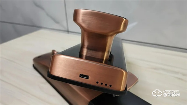 測評 | 金指碼全自動指紋鎖X3：輕奢、時尚、安全