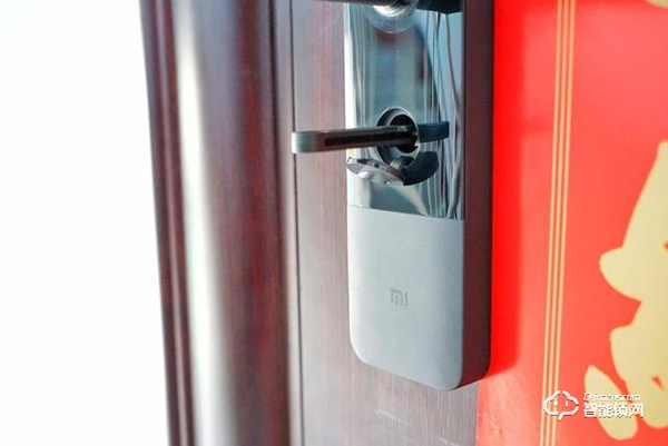 小米智能門鎖E上手：高性價比+體驗才是王道