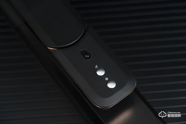 德施曼麒麟R8人臉識別智能鎖靜態體驗 德施曼麒麟R8人臉識別智能鎖靜態體驗