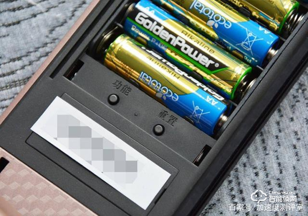 首創行業呼吸燈設計，斑點貓Z3智能指紋鎖實測體驗，顏值擔當者