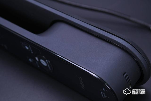 Aqara全自動智能推拉鎖D100，讓我成為全村最靚的仔