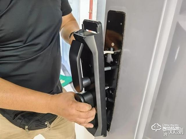 拒絕花里胡哨，德施曼小嘀Q3H智能指紋鎖體驗(yàn)