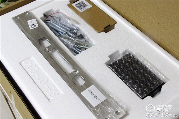 3D人臉識別開門，給家全方位守護：德施曼R8人臉智能鎖體驗