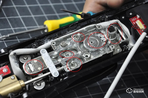 產品測評 | 超人T1全自動推拉鎖全拆機測評