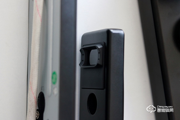 指靜脈識(shí)別+視頻語(yǔ)音對(duì)講，安全“看”得見(jiàn)：樸墅P89指靜脈智能鎖評(píng)測(cè)體驗(yàn)