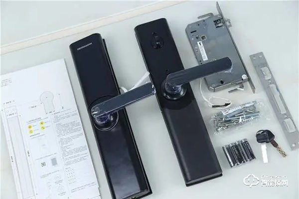 滿足你對半自動解鎖的全部需求，德施曼T862開箱體驗