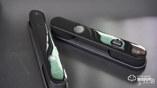 綠米全自動智能推拉鎖D100評測：自動鎖門的鎖