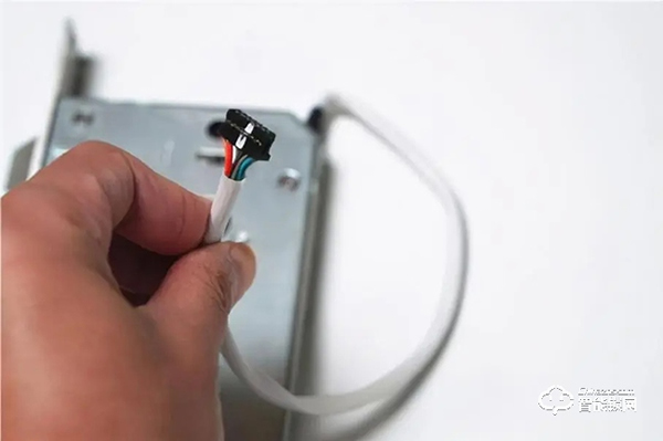 安全等級高，支持人臉識別、假鎖報警，德施曼R8智能鎖評測