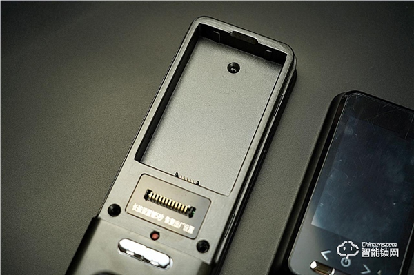 告別繁瑣，安全防護，金指碼全自動智能鎖MK1讓開門更智能