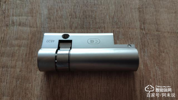 你理解全自動(dòng)嗎？Aqara全自動(dòng)推拉鎖D100告訴你