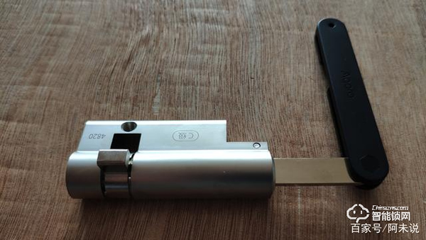 你理解全自動(dòng)嗎？Aqara全自動(dòng)推拉鎖D100告訴你