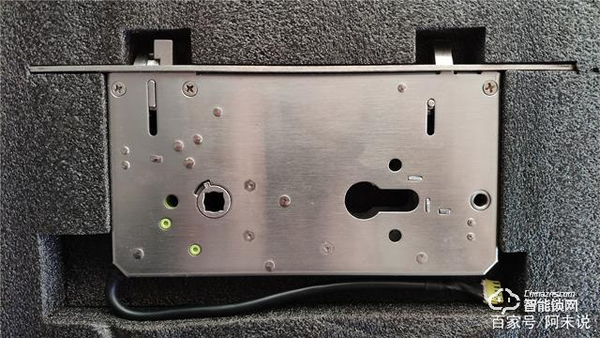 你理解全自動(dòng)嗎?Aqara全自動(dòng)推拉鎖D100告訴你 你理解全自動(dòng)嗎?Aqara全自動(dòng)推拉鎖D100告訴你