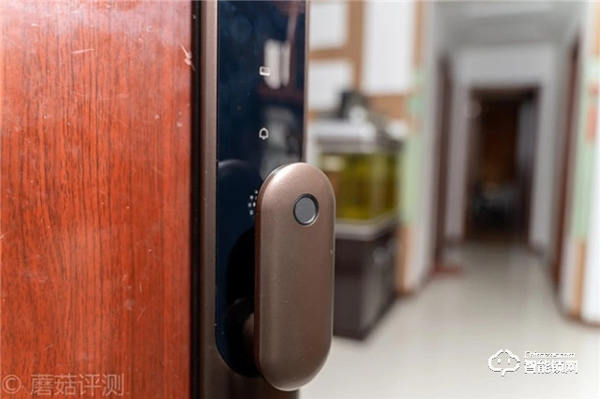 雙芯雙電機，開門更便捷，自動上鎖更放心！TCL指紋智能鎖K6C評測