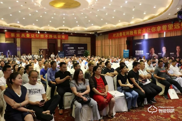 賣門賣鎖,掙錢路在王力安防 賣門賣鎖,掙錢路在王力安防