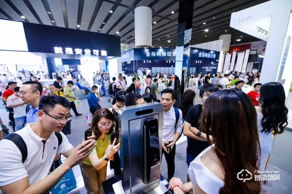 Kaadas凱迪仕建博會首秀告捷,顛覆行業科技盛宴,邀您來看! Kaadas凱迪仕建博會首秀告捷,顛覆行業科技盛宴,邀您來看!