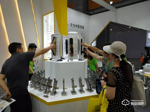 專注智能鎖研發與創新，六孚受邀參展廣州建博會