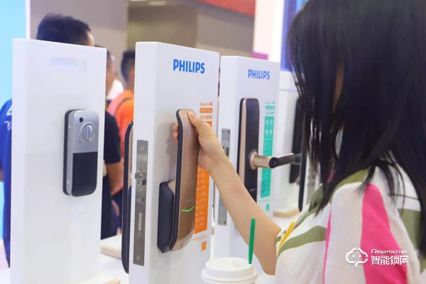 飛利浦智能鎖“搶鏡”建博會，新品首秀，驚艷廣州
