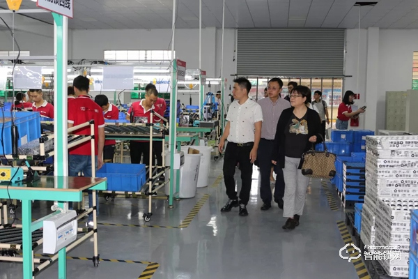 中國智能鎖行業(yè)考察行之走進櫻花指紋鎖