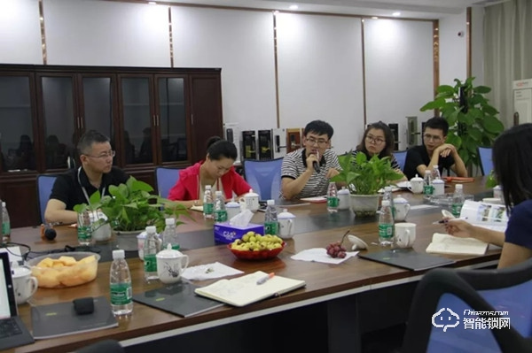 中國智能鎖行業考察團走進楊格