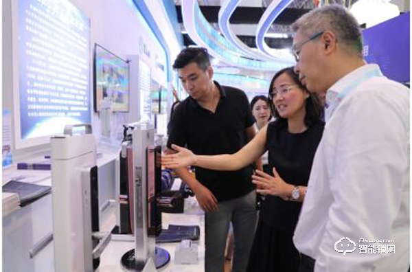 果加亮相2019重慶智博會 F4智能鎖等新品備受關(guān)注