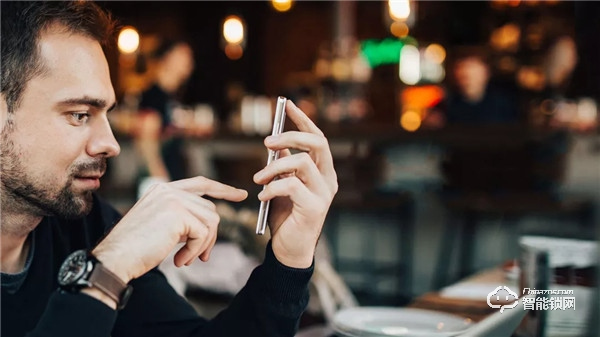 移康A(chǔ)I智能門(mén)榮獲“創(chuàng)新成果”證書(shū)，驚艷亮相世界人工智能大會(huì)舞臺(tái)！