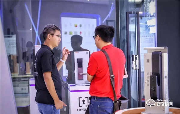 中山小欖五金鎖具博覽會上,楊格實力圈粉 中山小欖五金鎖具博覽會上,楊格實力圈粉