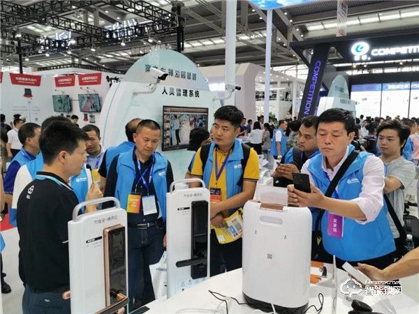 萬佳安全新亮相2019安博會(huì)，用智能家居勾勒智慧新生態(tài)