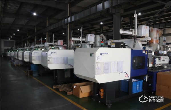 永康市工業(yè)大會(huì)隆重召開(kāi),超人再獲殊榮引領(lǐng)“浙江制造” 永康市工業(yè)大會(huì)隆重召開(kāi),超人再獲殊榮引領(lǐng)“浙江制造”