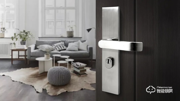 【重磅】頂固與恒大達成戰略合作,共同打造幸福安全家 【重磅】頂固與恒大達成戰略合作,共同打造幸福安全家