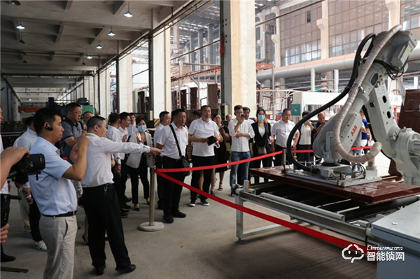 智贏未來,再創(chuàng)財富 | 王力智能鎖召開經(jīng)銷商智囊團研討會 智贏未來,再創(chuàng)財富 | 王力智能鎖召開經(jīng)銷商智囊團研討會