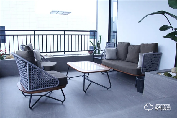 VOC智能辦公樣板領先行業，探秘“新基建”賦能的“智慧工廠”