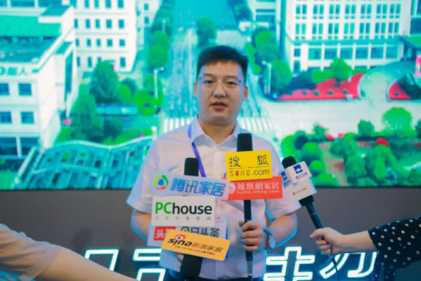 超人智能鎖翁斌：業績大漲背后總有邏輯，邁進前列才是目標