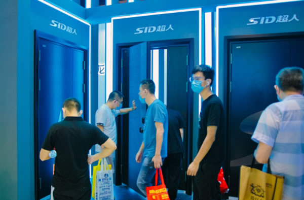 超人智能鎖翁斌：業績大漲背后總有邏輯，邁進前列才是目標