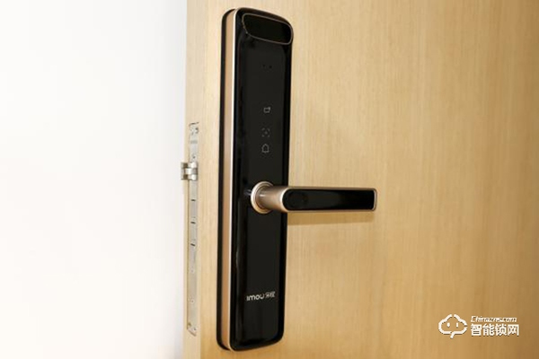 樂橙3D結構光人臉識別智能鎖：開門更快、更安全