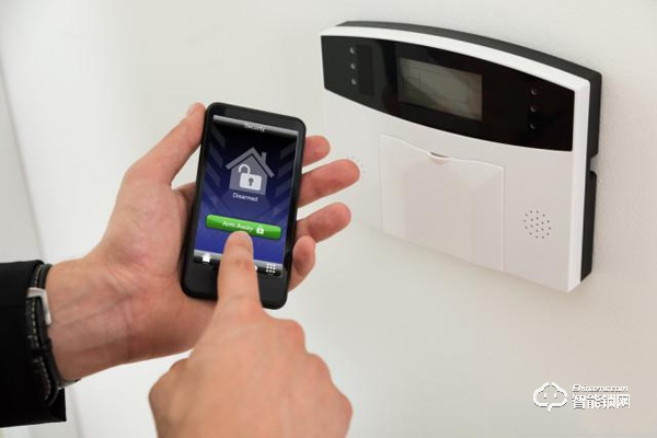 廣東老板做智能門鎖,靠“免費換鎖”快速淘汰同行,成為當地鎖王 廣東老板做智能門鎖,靠“免費換鎖”快速淘汰同行,成為當地鎖王