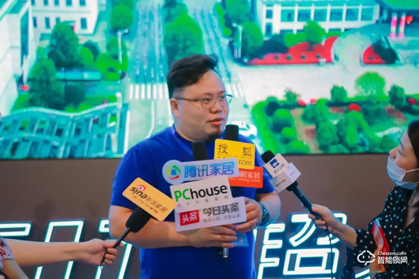 “隱貴房企”升龍集團蒞臨超人科技參觀考察 “隱貴房企”升龍集團蒞臨超人科技參觀考察