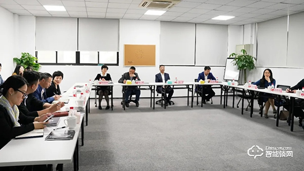 杭州市濱江區(qū)區(qū)委書記王敏帶隊調(diào)研德施曼，強調(diào)政企聯(lián)動，共同打造濱江智能鎖百億產(chǎn)業(yè)