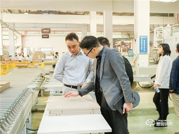 強強聯合，共創輝煌 | 龍湖地產高層到訪頂固，共謀未來深度發展