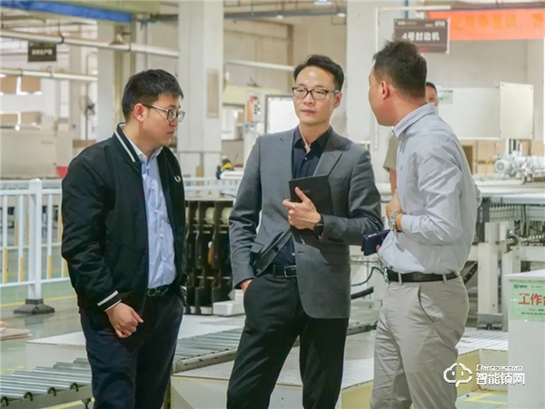 強強聯合，共創輝煌 | 龍湖地產高層到訪頂固，共謀未來深度發展