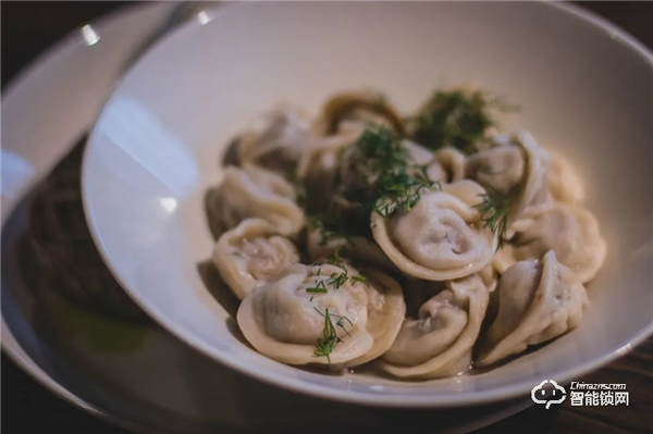 飛利浦智能鎖，讓團聚更及時，讓年味更顯智慧