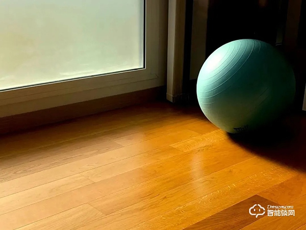 飛利浦智能鎖，讓居家養老更安全、更便捷，子女更安心