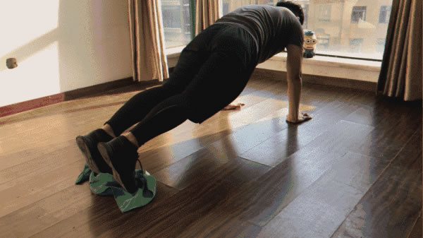 客廳變成健身房，飛利浦智能鎖助力“健康宅”